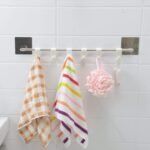 Home & Kitchen:
ʼwall hooks for bathroomʼ